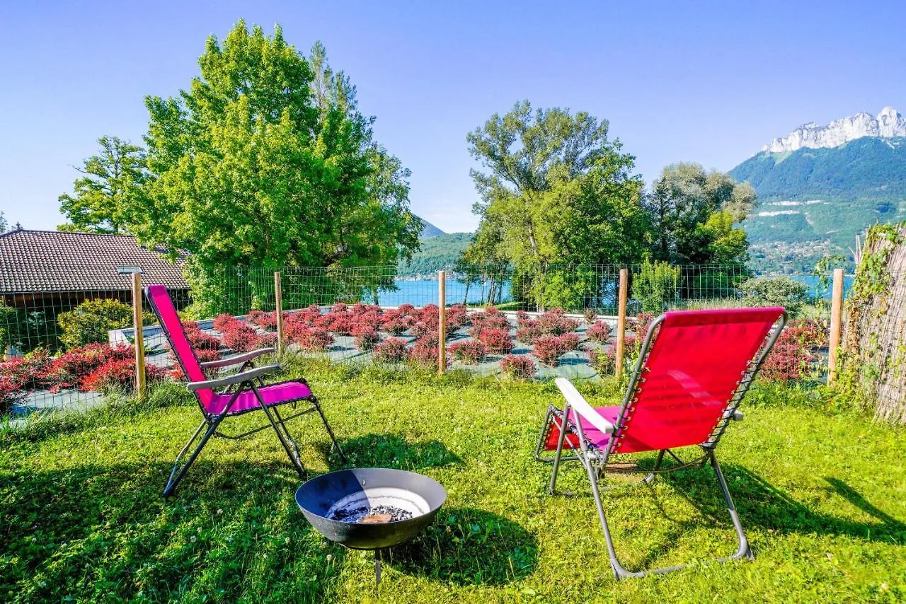 CABANA&Les pieds dans l'eau Duingt