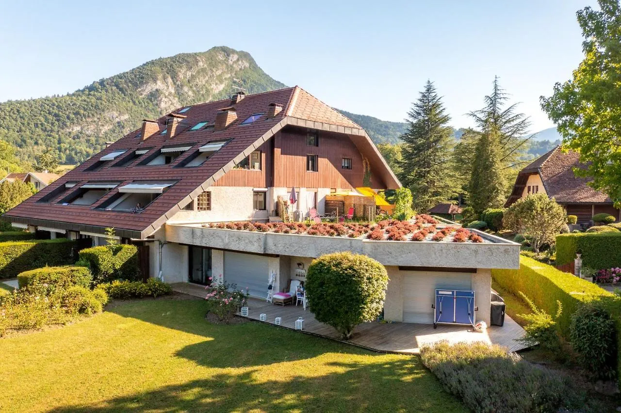 Appartement CABANA&Les pieds dans l'eau Duingt France